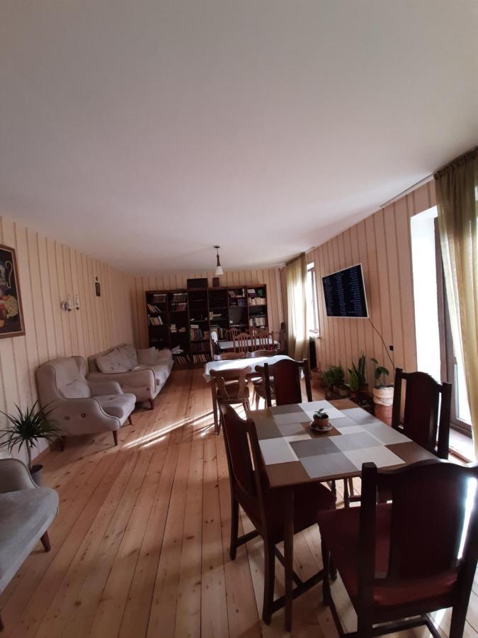Dachi Inn Kazbegi Esterno foto