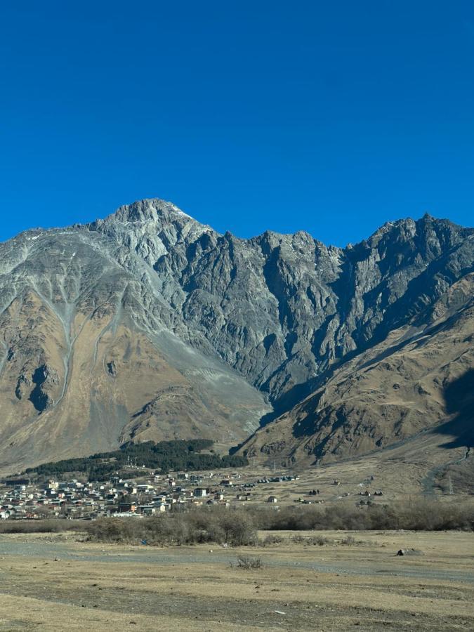 Dachi Inn Kazbegi Esterno foto
