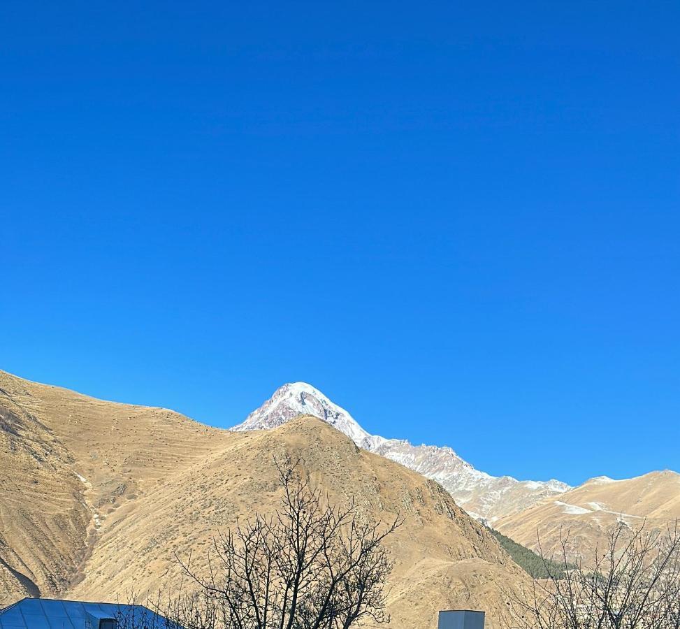 Dachi Inn Kazbegi Esterno foto